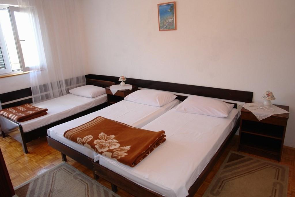 Beautiful Apartment In Crikvenica With Kitchen Cameră foto